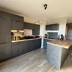 Apartment L'instant Douceur - Parking Gratuit Prive - Terrasse Exterieure - Commerces A Proximite - Proche Colmar *