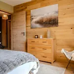 Apartment L'instant Douceur - Parking Gratuit Prive - Terrasse Exterieure - Commerces A Proximite - Proche Colmar Bergheim