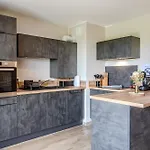 Apartment L'instant Douceur - Parking Gratuit Prive - Terrasse Exterieure - Commerces A Proximite - Proche Colmar *
